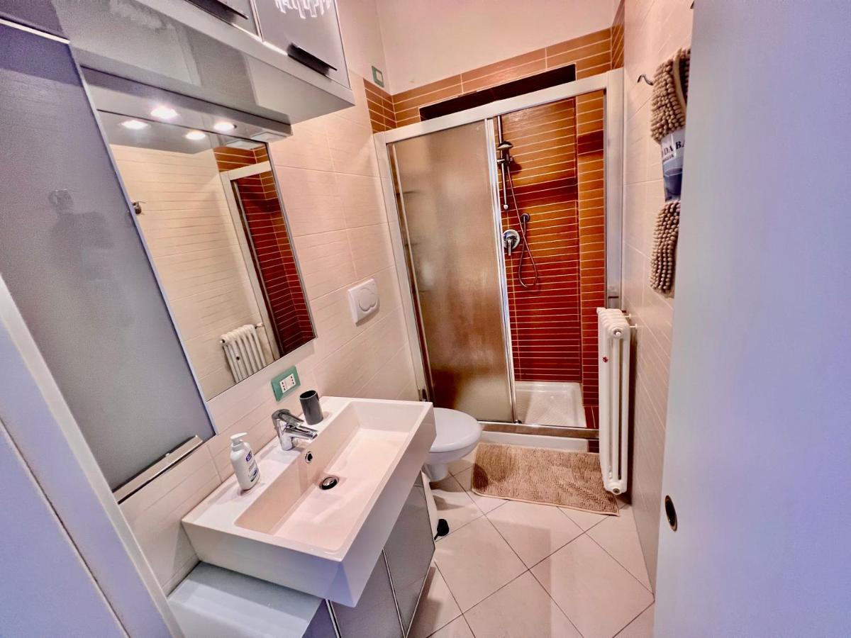 Divina Luxury Apartment With Jacuzzi Near The Lake Комо Екстер'єр фото