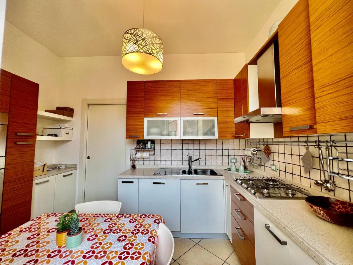 Divina Luxury Apartment With Jacuzzi Near The Lake Комо Екстер'єр фото
