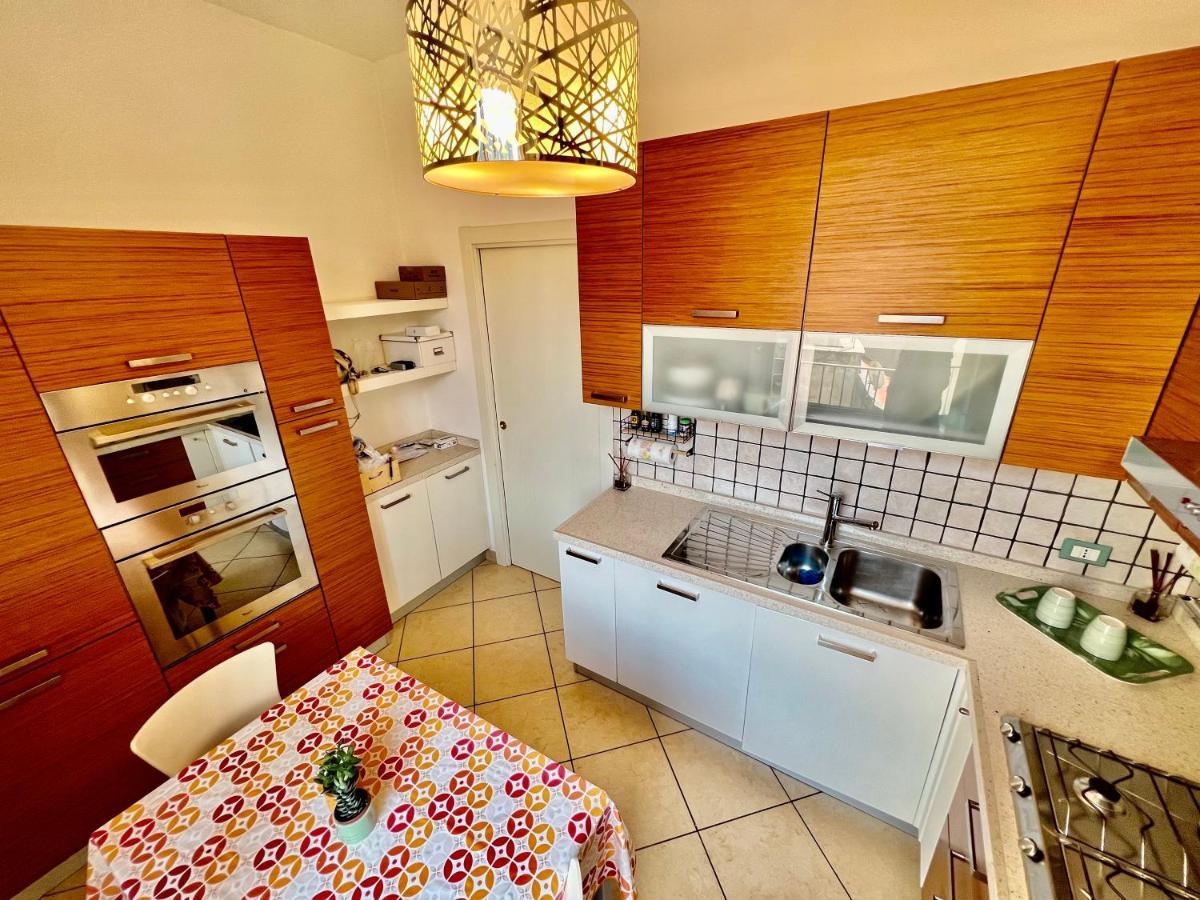 Divina Luxury Apartment With Jacuzzi Near The Lake Комо Екстер'єр фото